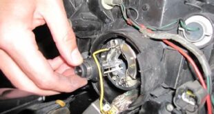 Penyebab Soket Lampu Interior Mobil Rusak
