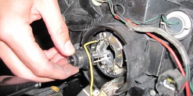 Penyebab Soket Lampu Interior Mobil Rusak